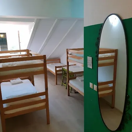 Garden Hostel Split